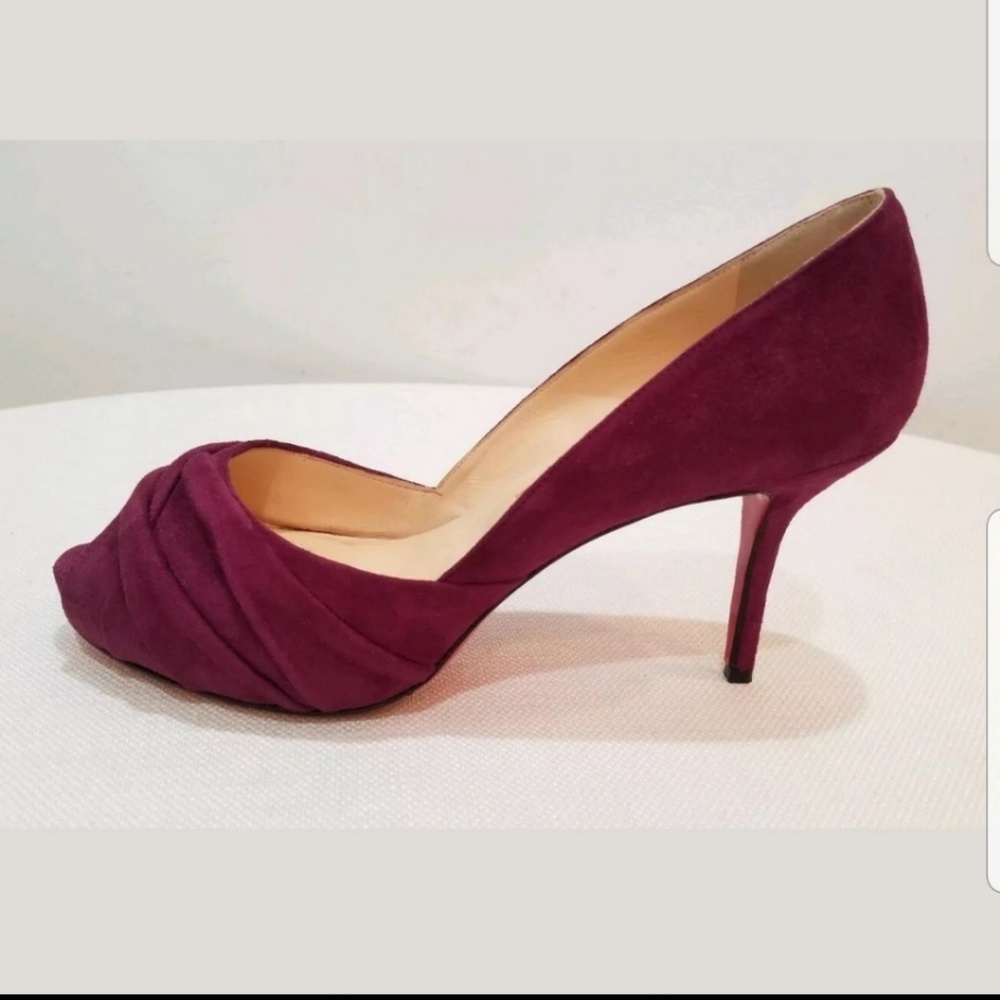 CHRISTIAN LOUBOUTIN Fuschia Suede Women's Heels 40